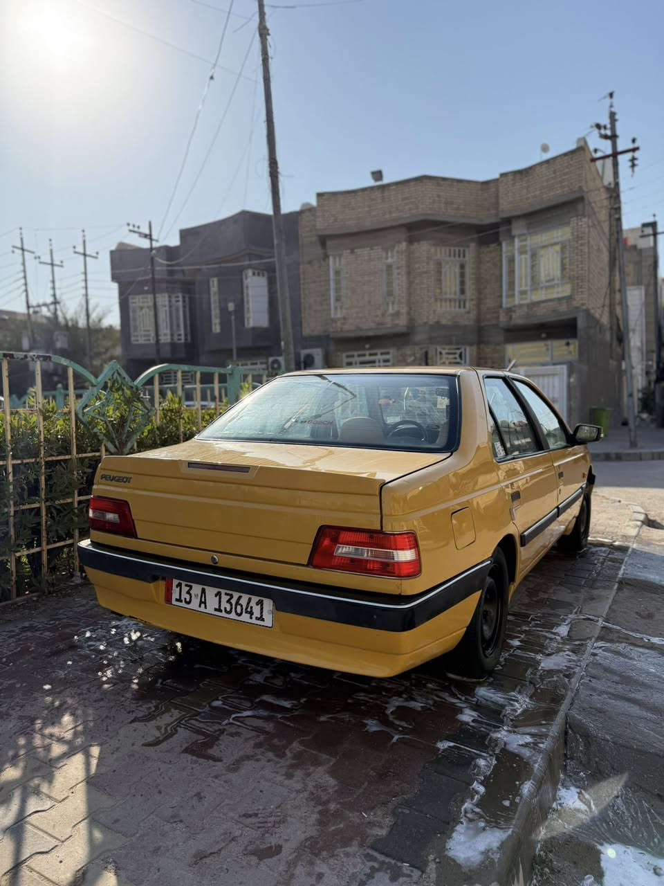 السلام عليكم بيجو 405  موديل 2015 كفاله عامه فقط دوس وهلالات فقط معمرات مكان السياره العماره ***********
