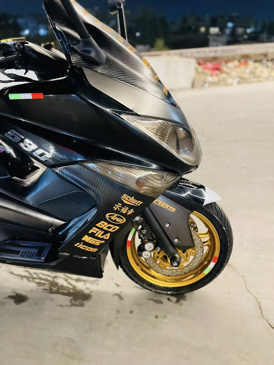 سلام عليكم شباب تي ماكس موديل 11مكينه 500دراجه كلهه بلاديه مكينه مكفوله تجي وتفحص وين متريد كلج خلفي امامي بلادي صالنصه بلاديه كهربايات كلهه شغاله تخم تاير جديد دهن قبل اسبوع مبدله جديد الي اله رغبه بلدراجه ينتصل وبي خير ويدلل *********** مكان الدراجه كوت ..🩷🫴
