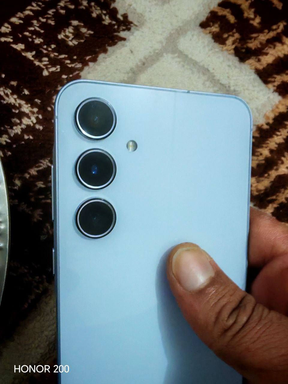 السلام عليكم موبايل للبيع كلكسي اي 55فايف جي الجهاز نضيف حيل ***********
