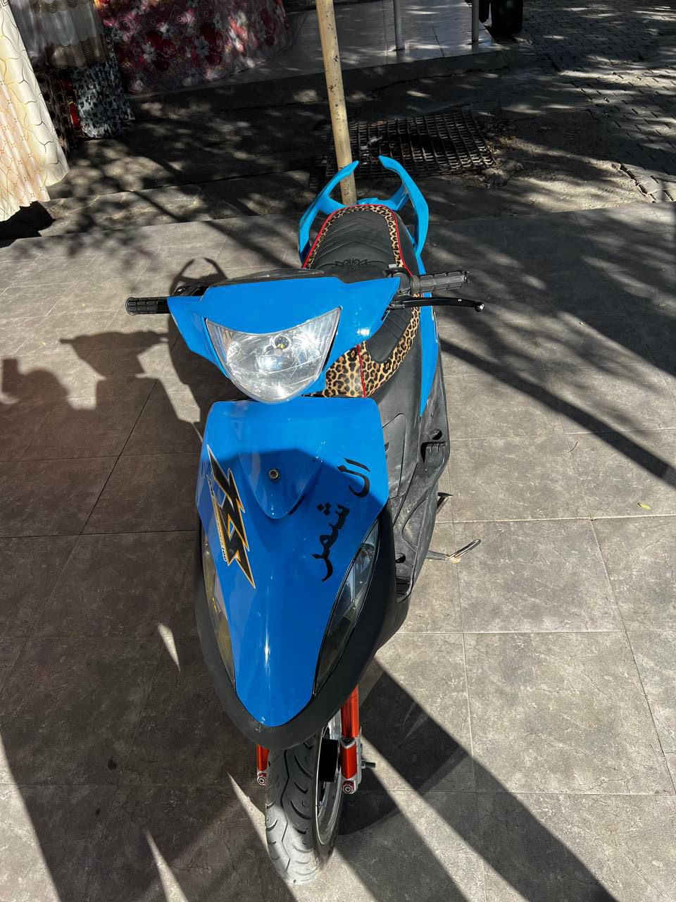 السلام عليكم 
دراجه ماكس عدله للبيع نضافه فول 
للتواصل عله هاذ الرقم ***********
