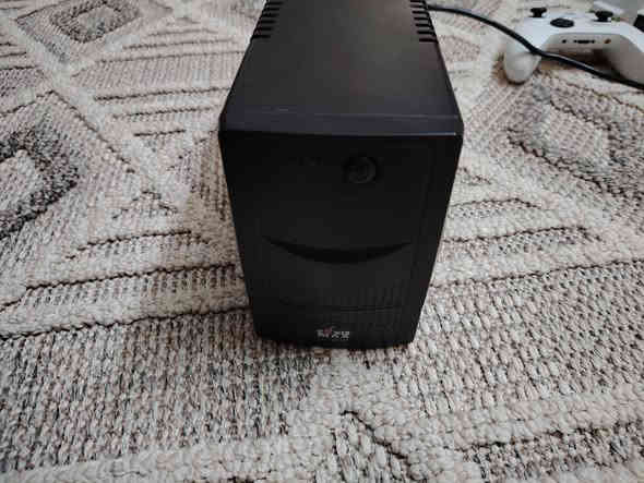 السلام عليكم 👋🏻
عندي اكس بوكس سيريس اس للبيع الجهاز مستعمل قليل 
__المحلقات__
1- يوبي اس 
2- ماوس و كيبورد
3- يدات ثنين
4- سماعات و مبرد
5- ماس باد  
6- شحن بطاريات مال يدات ثنين و اربع بطاريات و توصيلة 
- يعني جميع الملحقات كاملة مكاملة الجهاز نظيف ما مفتوح
 سعره 390 مكاني بغداد حي الجهاد 
رقم الهاتف
***********
