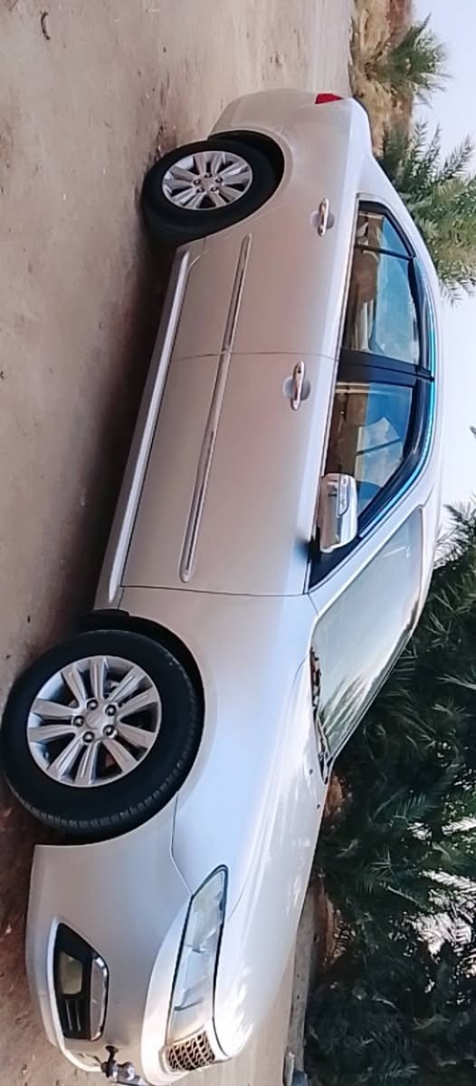 السلام عليكم ابتيمه للبيع موديل 10فول مواصفات بصمه رقم واصط دولي سنويه جديده مكفولة  كفاله عامه المكان ذي قار الرفاعي ترهم مراوس حسب القناعة ***********
