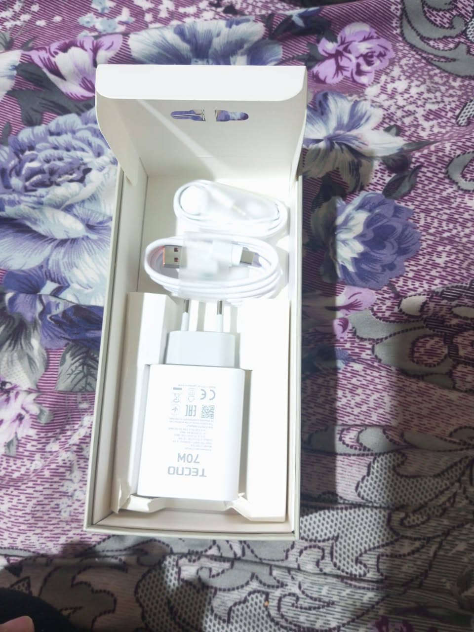 موبايل تكنو بوفا 6 برو 5G الذاكرة 256 الرام 12+12 بطارية 6000 شاحن 70 الكاميرا 108 جهاز اخو الجديد ملحقات غير مستخدمة السعر 220 النجف الكوفة النجف, العراق


**إذا كنت صاحب هذا الإعلان وتريد حذفه لأي سبب، رجاءا أرسل رسالة إلى الدعم الفني**