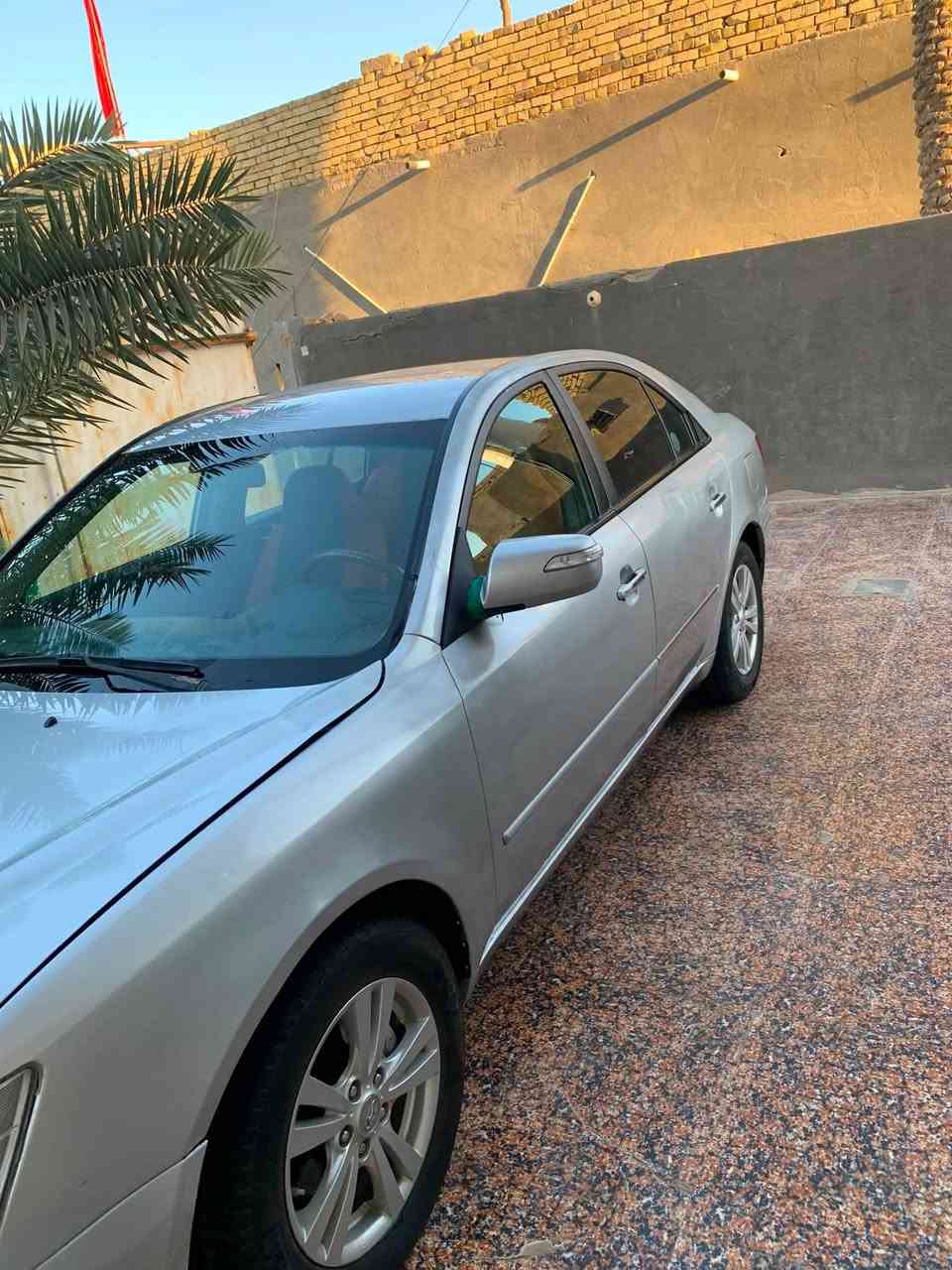 سلام عليكم 
سوناتا موديل 10 أدوات كصه جنطه جاهزه مكينه وكير جدد حدادية تبريد تخم تاير جديد السياره فول عده الفتحه تشغيل بصمه العنوان الناصريه سوق الشيوخ  .السعر ٤٢ موجود ع خط فقط ***********
