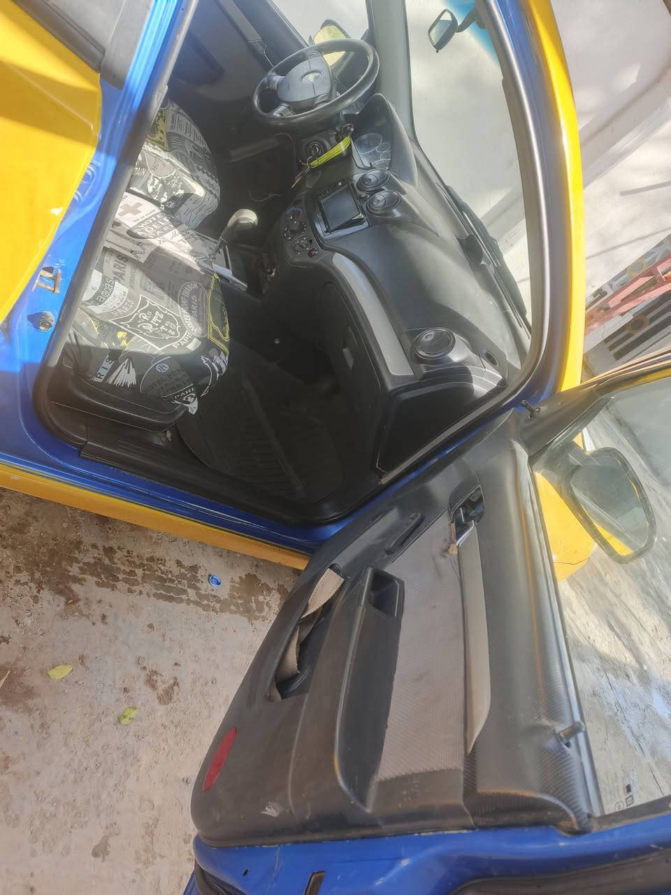 شوفر ليت افيو موديل ٢٠٠٩رقم انبار كير اوتو ماتيك راعيه اديالى منصوريه المعرف بس ابيع بدون بيه وكاله ابيع بدون مكينه كورله جديده الكير بس ٢نمرتين اينمر لا ضربه  ولا خياس داخل جديد اشاير ماسحات كهربايات شغاله مامتواجد عن نت هاتف *********** مكانه بابل قرب سيطرت الاثار السعر ١٢ وبيه مجال قليل
