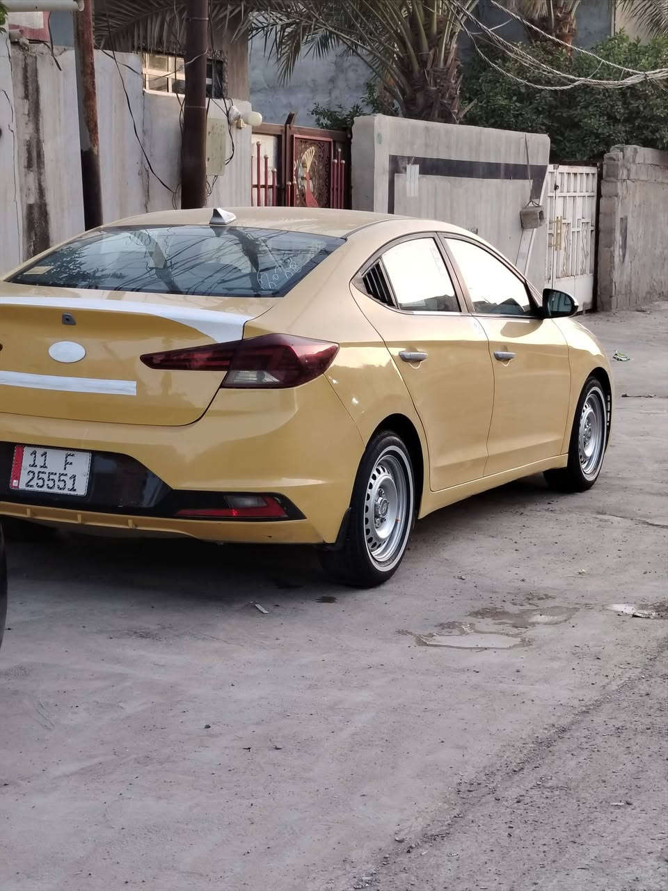 سلام عليكم عندي النتره ٢٠٢٠ شرط بيهه ربع بنيد مصلح نفسه بدون اي داخل رقم بغداد لسياره كامله مكمله وموصفاتهه معروفه مكاني ديالى بعقوبه ***********
