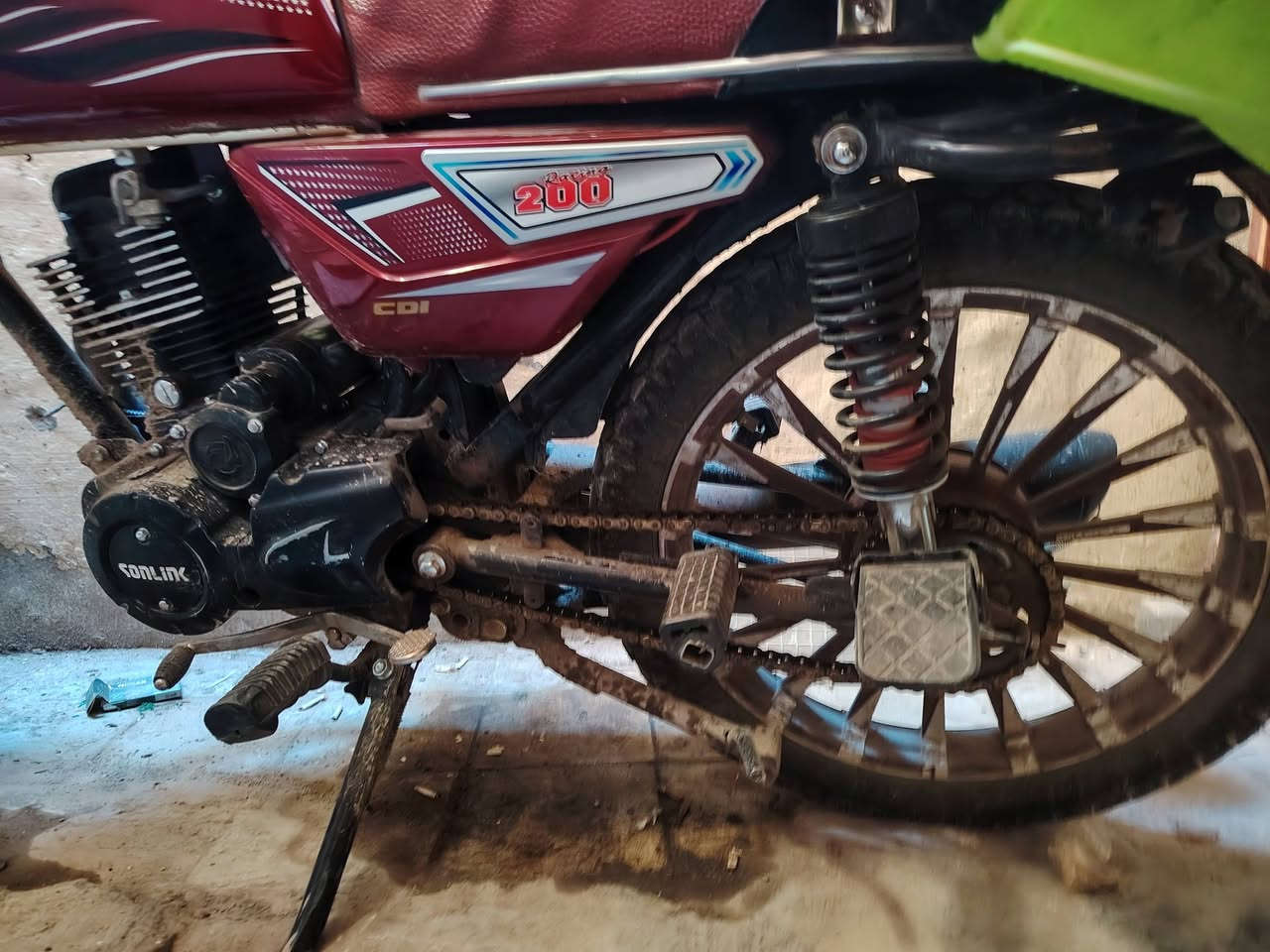 دراجه سيفان موديل ٢٠٢٥ دراجه خير من الله محركها جديد ماممدود عليها سبانه تاخذها كبل تترحملي منا الله شاهد تضل تدعيلي 
سعر 650 وبيها مجال 
***********
