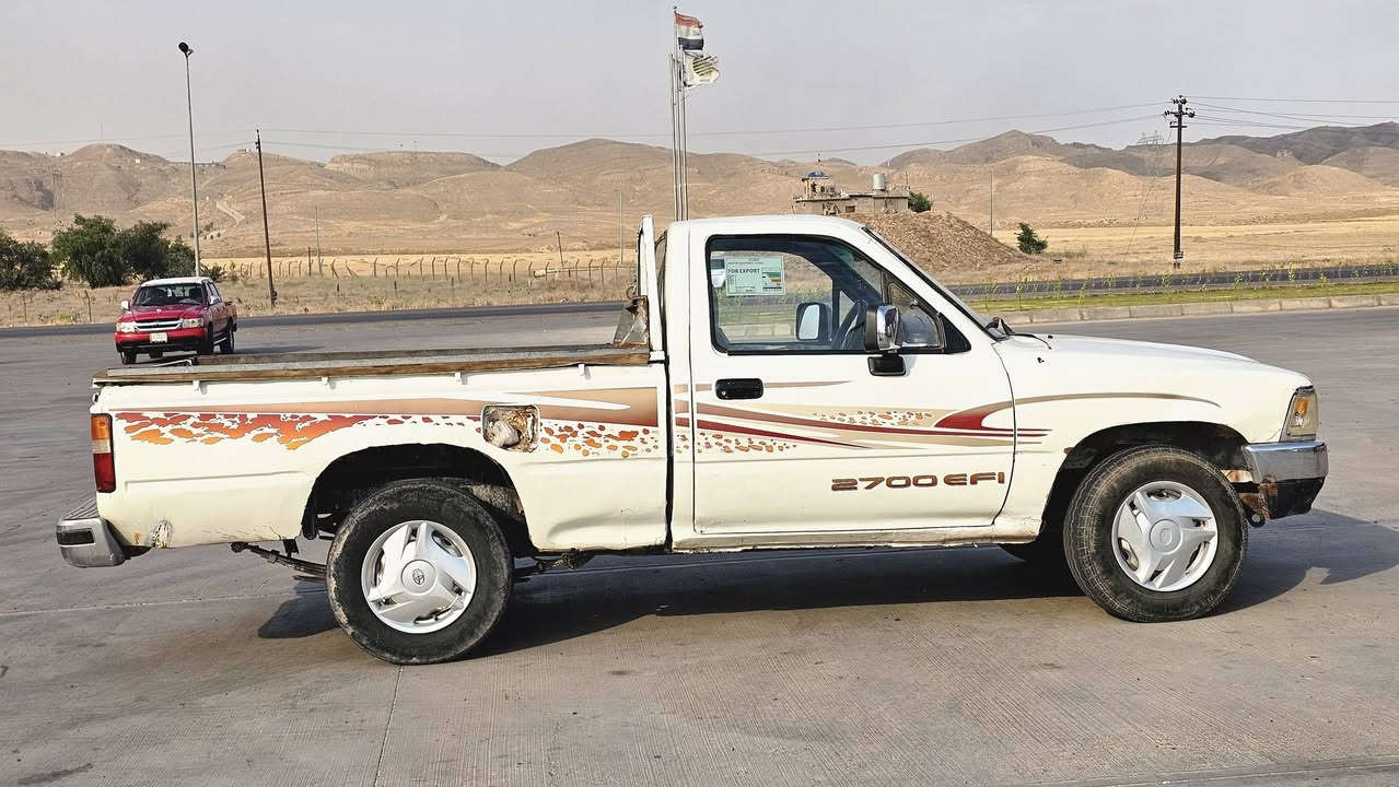 سلام عليكم بيكم للبيع موديل 89رقم صلاح الدين  سنويه لل 2028 محرك كروسيده 4كير مصبوغه عام مكان ديالى العظيم 
***********
***********
