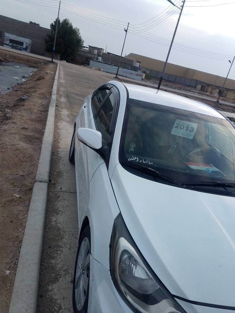 السلام عليكم هونداي اكسنت مديل 2013 رقم بصره محرك 1600 جديد  ماشيه 150 السياره كفاله من الضربه السعر 83 العنوان البصره حمدان *********** مكلف بالنشر البصرة, العراق
