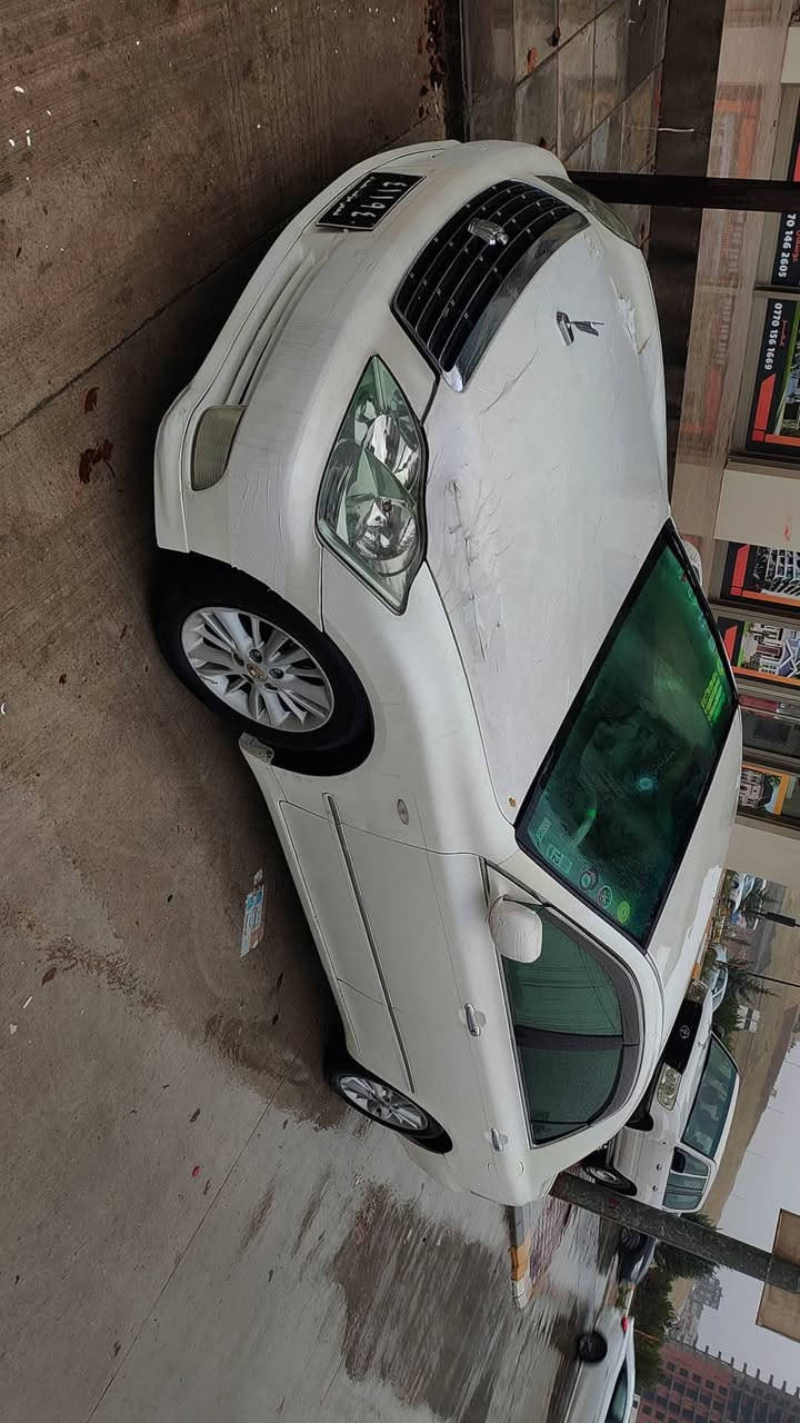 2005. گيرمةكينة گةورة ١٨٢ مووس
بي دوكةل   ٢ دوكمة 
شاشة بةسمة كاميرا 
تةبريد سارد كةرم 
تةقةورةقة بةشةرت 
كامل مةسروف  ٢بارجةبوياغ  ئةوربا 
کامل مەسرەف کراوە
تازە هایدرۆلیک و ڕۆنی گۆڕاوە
  دينار مةسروف نية 
كودي هية 
***********
گەر موشتری نیت سەرمان مەهێشؽنە لەگەڵ ڕێزم
