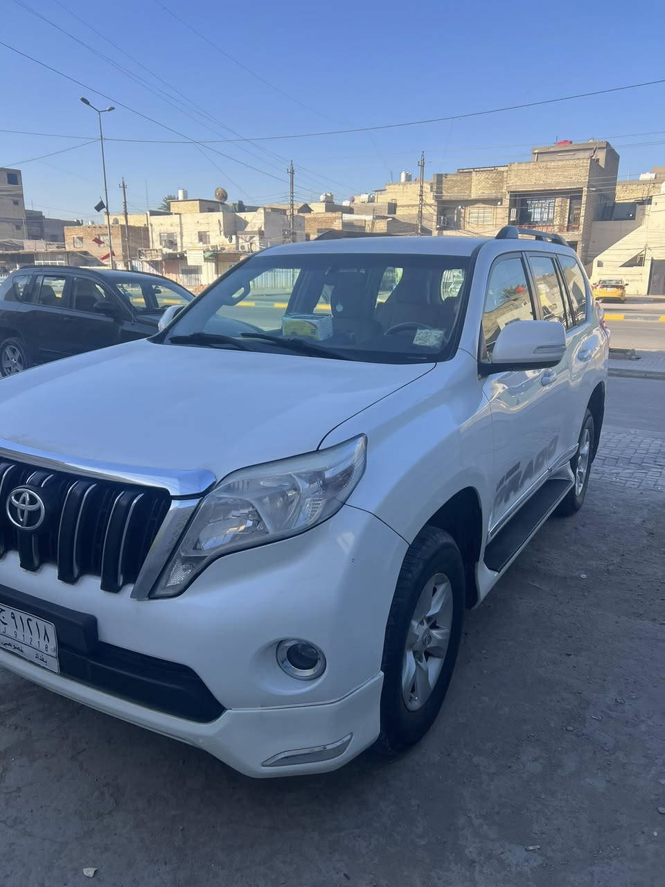 برادو 2010 بريم كويتي TXL   أربعه سلندر مكفوله من الصبغ باسمي مكاني بغداد السعر 22000$
تلفون ***********
