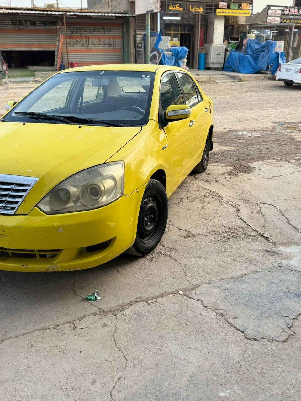 سلام عليكم بيع مستعجل كير مكينة جديد حدادي صدر تخم تاير كهربايات سياره جاهزة وحلوة مصفرة ترايك وين يعجبك ٢٥ وبيها مجال عنوان محمودية ***********
