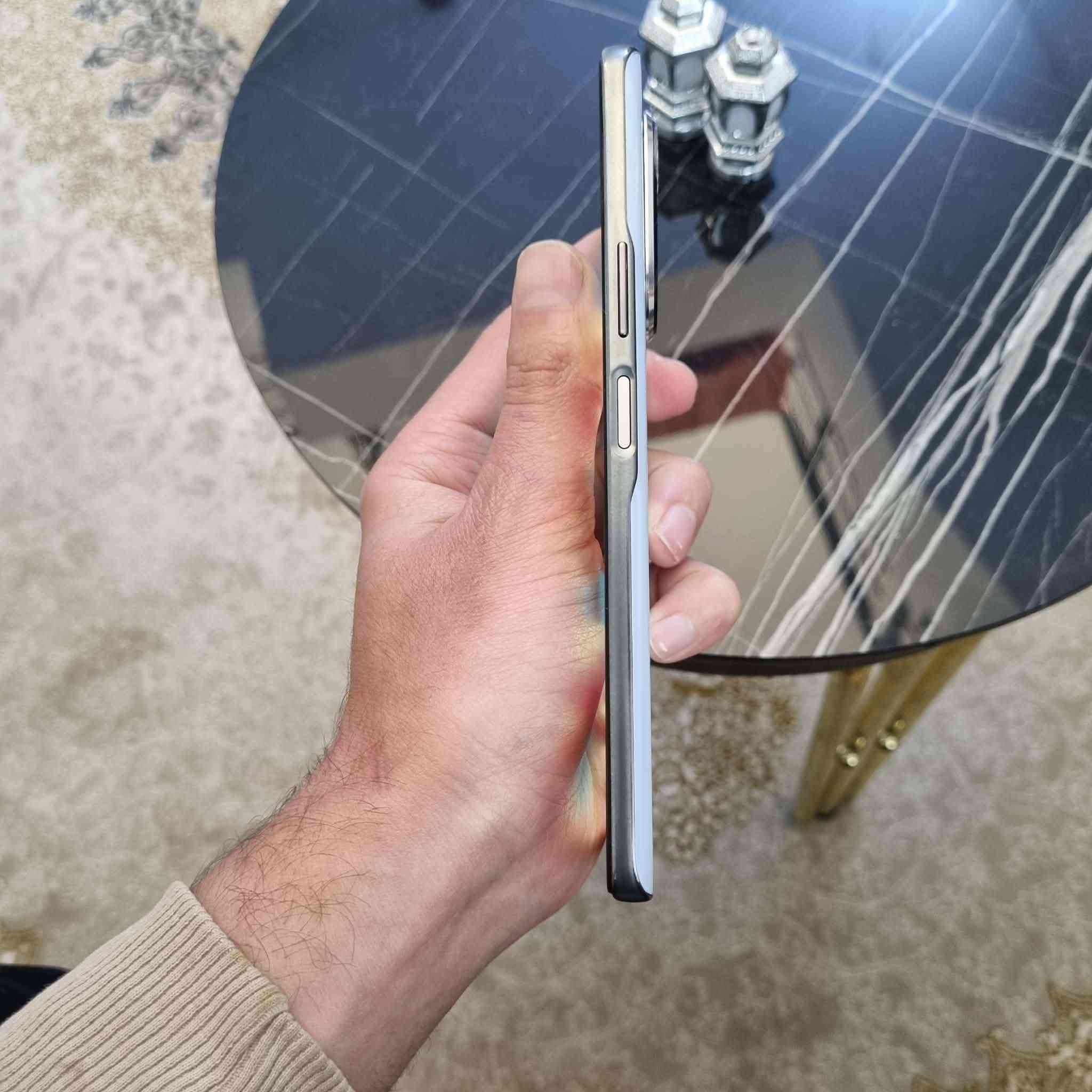 السلام عليكم
الي يدور جهاز نضيف
هواوي نوفه 9 SE
ذاكره 128 رام 8
دبل سيم كارت
معالج سناب دراكون
بصمه اصبع و وجه
شاشه عملاقه
منزل بي خدمات 
و كامرات تصوير راقي
جهاز بدون عيب بدون مشاكل بدون ملحقات
مكاني صلاح الدين تكريت
سعر 155 الف فقط
شراي تواصل على الخاص
او اتصل على الرقم
***********
