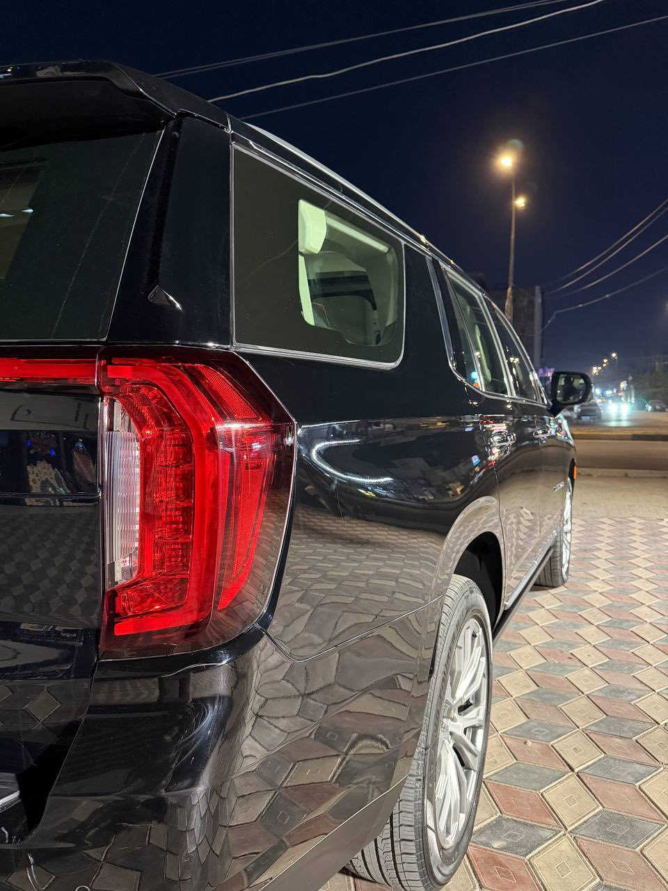 سلام عليكم
جمسي دنلي موديل (2021) 

مكفولة كفالة عامة حتى مكينة وكير كفالة 

معروفة مواصفات الدنلي فووول 

سيارة رقم بغداد تحويل ثاني يوم 

ماشية 62km حقيقي ✅

مكان السيارة بغداد جامع النداء 

السعر  49500 وبيها مجال بسيط 

***********
