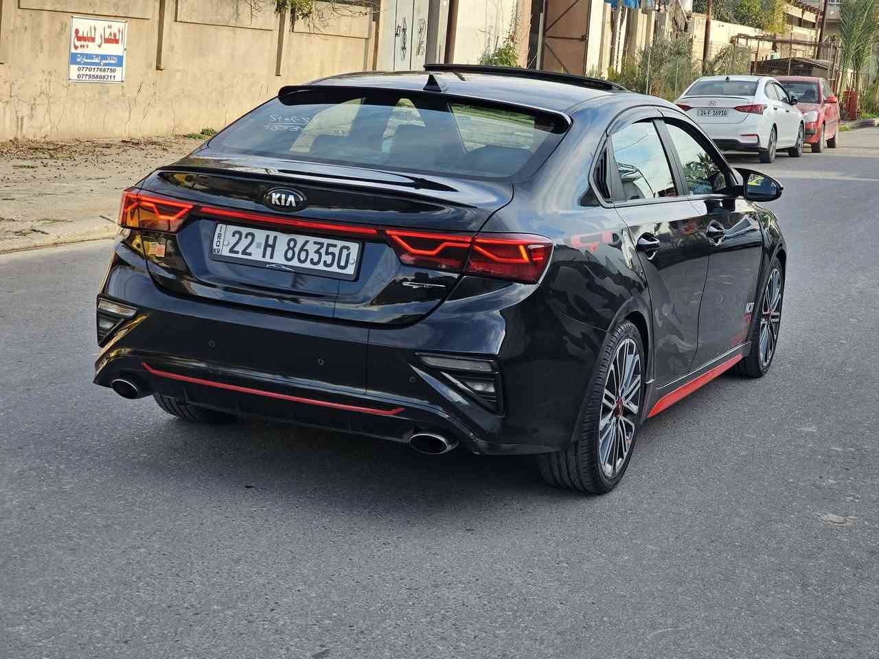 للبيع 
سعر 127
كيا فورتي موديل 2021  GT
فول موصفات 
🎱🎱كير عادي السياره 🎱🎱
🚫حدثها بوند وجاملغ خلفي بدون دواخل بدون ايربك مرفق السونر وصور الضرر بلمنشور🚫 
مكينة 1600 تيربو ✈️ 
السياره ماشيه 41 الف مايل 
مواصفاتها
بصمة تشغيل
بصمة ابواب مع بصمة صندرق
فتحة سقف سلايد روف  
رادار امامي تحديد المسار قيادة ذاتيه 
نظام التوقف الذاتي عند الاقتراب من مركبة
نظام النقاط العمياء على المرأة الجانبية 
داخل شاموا اسود السقف مع التكم 
حساسات خلفية عند الرجوع 
لدات امامي فراشة زنون 
لايتات زنون شركة 
بروجكترات ابيض زنون
اشاير بل مراية
ويل رياضي حجم 18
دوسات جانبية وامامية اصلي شركة 
كزوزات رياضي بصوت جميل اصلي شركة
كشنات جلد ومخمل مع بصمة GT على الكشن
قطعتين تبريد خلفية وامامية 🤍
شاشة كبيره
شاشة اعطال مع قياس الاطارات وحرارة الدهن
نطام تثبيت السرعة الكروز عند القيادة
ستيرن حرف (D) رياضي
كير عادي ٦ نمر عدا البك 
رقم اربيل الجديد سنويه لغاية 2029 شرط التحويل 
السياره جاهزه ونظيفه 
العنوان موصل حي المحاربين 
للإستفسار الاتصال 
***********
***********
