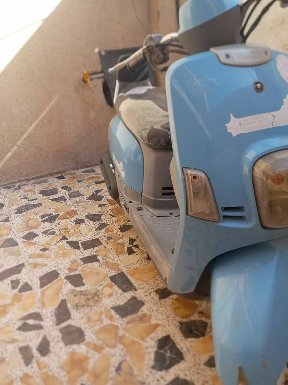ماكس بوليس للبيع وراق كفاله دراجه بلاديه مكينه مامفتوحه سعر 650بيها مجال رقم ***********
