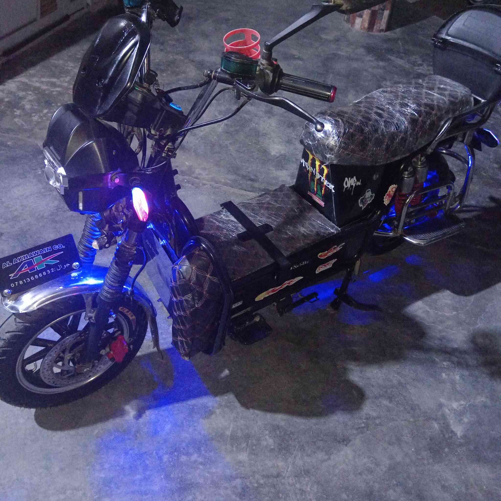 السلام عليكم هارلي جديد موديل ٢٠٢٤ بطاريات جديد شرط على فحص السعر ٦٥٠ بي مجال
***********
