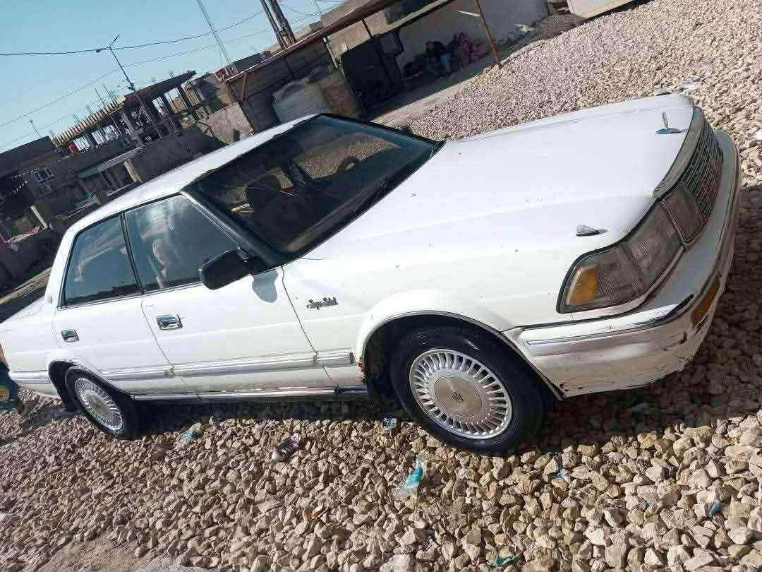 سياره هارتوب موديل، 91مكينه جديده سدر جديد سنويه 28مكاني سماوه سعره 38وبيه مجال للشراي يتصل *********** مكفوله من الضربه والصبق
