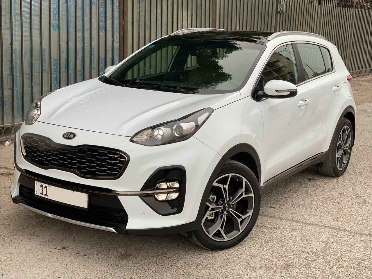 السلام عليكم
سبورتج جيتي لاين 2020 ماشيه 70 الف حقيقي

فووول مواصفات 1/1 كلشي بيها رقم بغداد بأسمي

كير محرك صدر كله مكفول سبيرها منازل 

بيها صبغ ربع باب الصدر الباقي مكفول السياره جديده وعندي سونار بيها

سعرها 210 وبيها مجال بسيط الشراي يتصل وبالخدمه

مكاني بغداد الكرخ ***********
