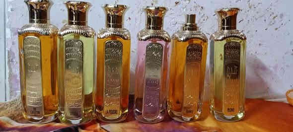 السلام عليكم هاي العطور كوتية نساىية لبيع للاستفسار ت ***********
