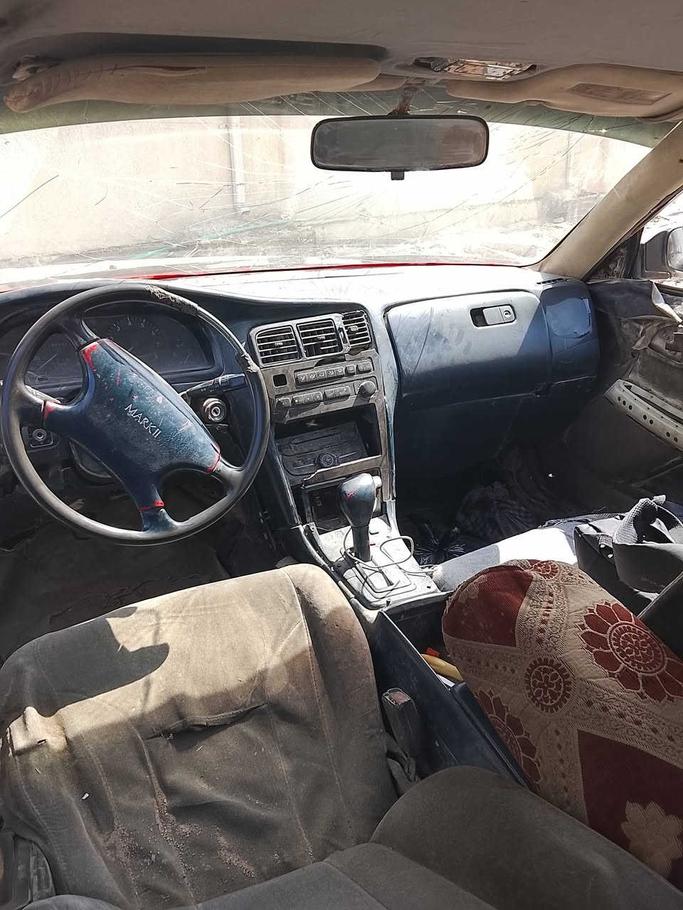 السلام عليكم مارك نفخ كصه غماره فقط وراعيها بلزبير ماندله ابيع كوم حديد كلشي شوف العين السعر 17 العنوان البصره ابو الخصيب حمدان ***********
