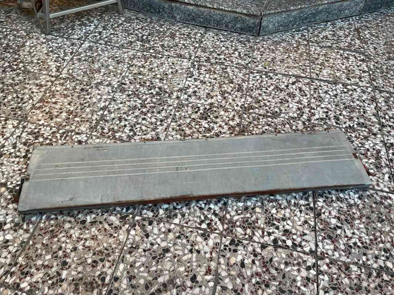 سلام عليكم باب فحل للببع الاتصال ***********
