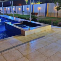 متوفر غدا الجمعه صباحي ومسائي شاطئيه ع نهر دجله بدايه الزعفرانيه ٠٧٧٢٨...