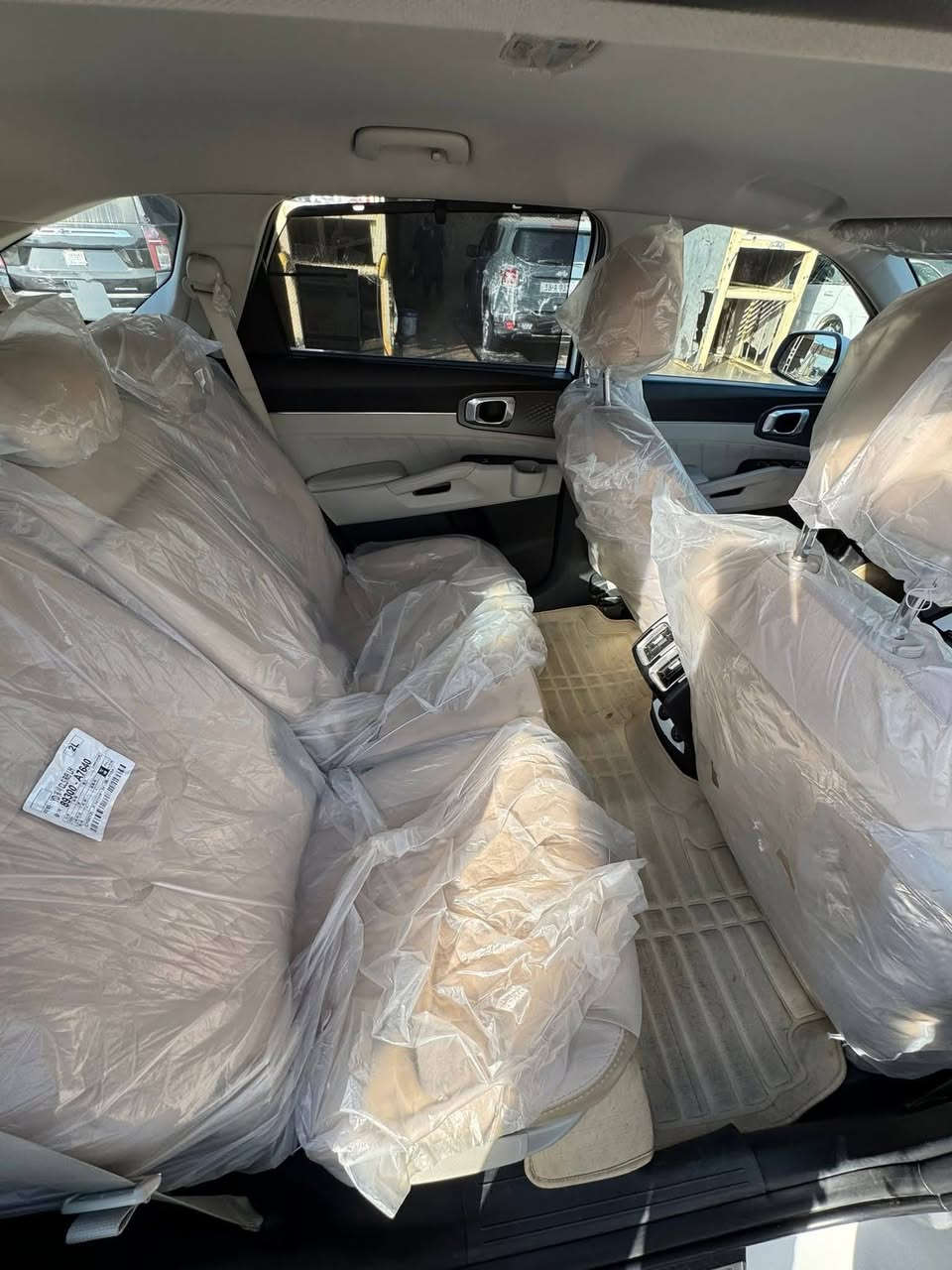 سورنتو موديل 2023خليجي مكفولة كفاله عامه رقم بابل كير ماوس حساسات أمامية وخلفية كامره خلفيه اماميه تبريد 3 قطع سبع الوان السعر 300 وبيه مجال الاستفسار 
***********
