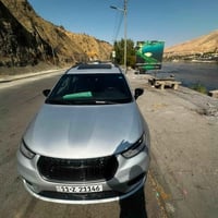 عندي كرايزلر بسفيكة 2023  السيارة لمتد s فول مواصفات  محرك 3600 V بنتس...