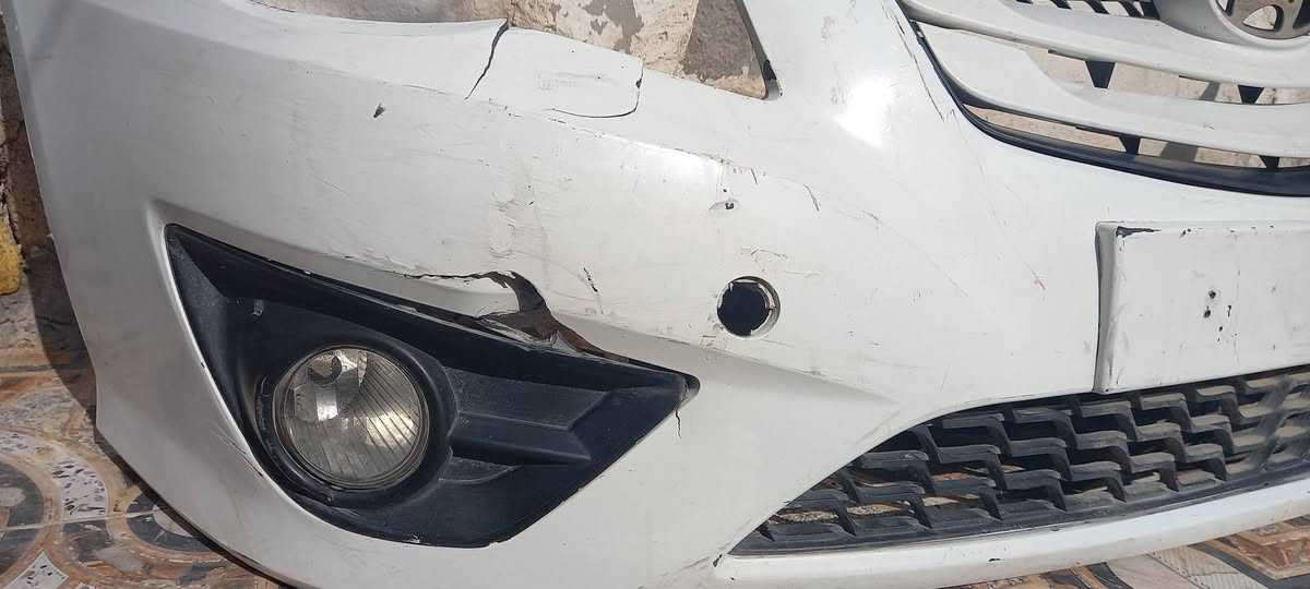 دعامية اكسنت رياضي بيها كسرين صغار
لايت جهة اليسرى  نظيف 

بطانة امامي جهتين 

السعر ٢٠٠ الف للكل 

يوجد توصيل لكل المحافظات


**إذا كنت صاحب هذا الإعلان وتريد حذفه لأي سبب، رجاءا أرسل رسالة إلى الدعم الفني**