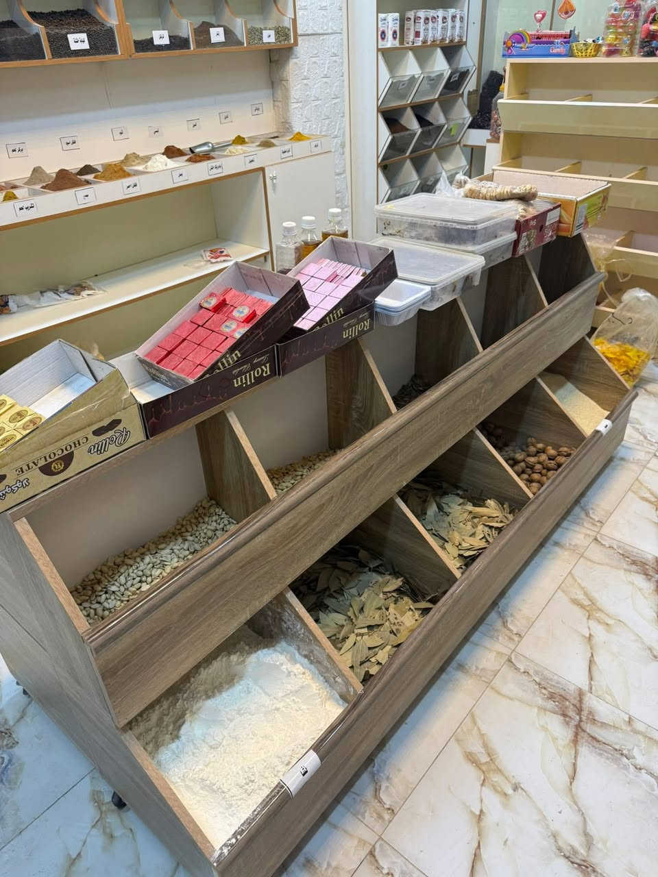 رفوف احجام كبار + عارضه جبس هدية
اكتب سعرك4امتار واكو 3 أمتار استخدام 4 اشهر

قيم واخذ 

اكتب سعرك وادخلك نتفاهم


**إذا كنت صاحب هذا الإعلان وتريد حذفه لأي سبب، رجاءا أرسل رسالة إلى الدعم الفني**