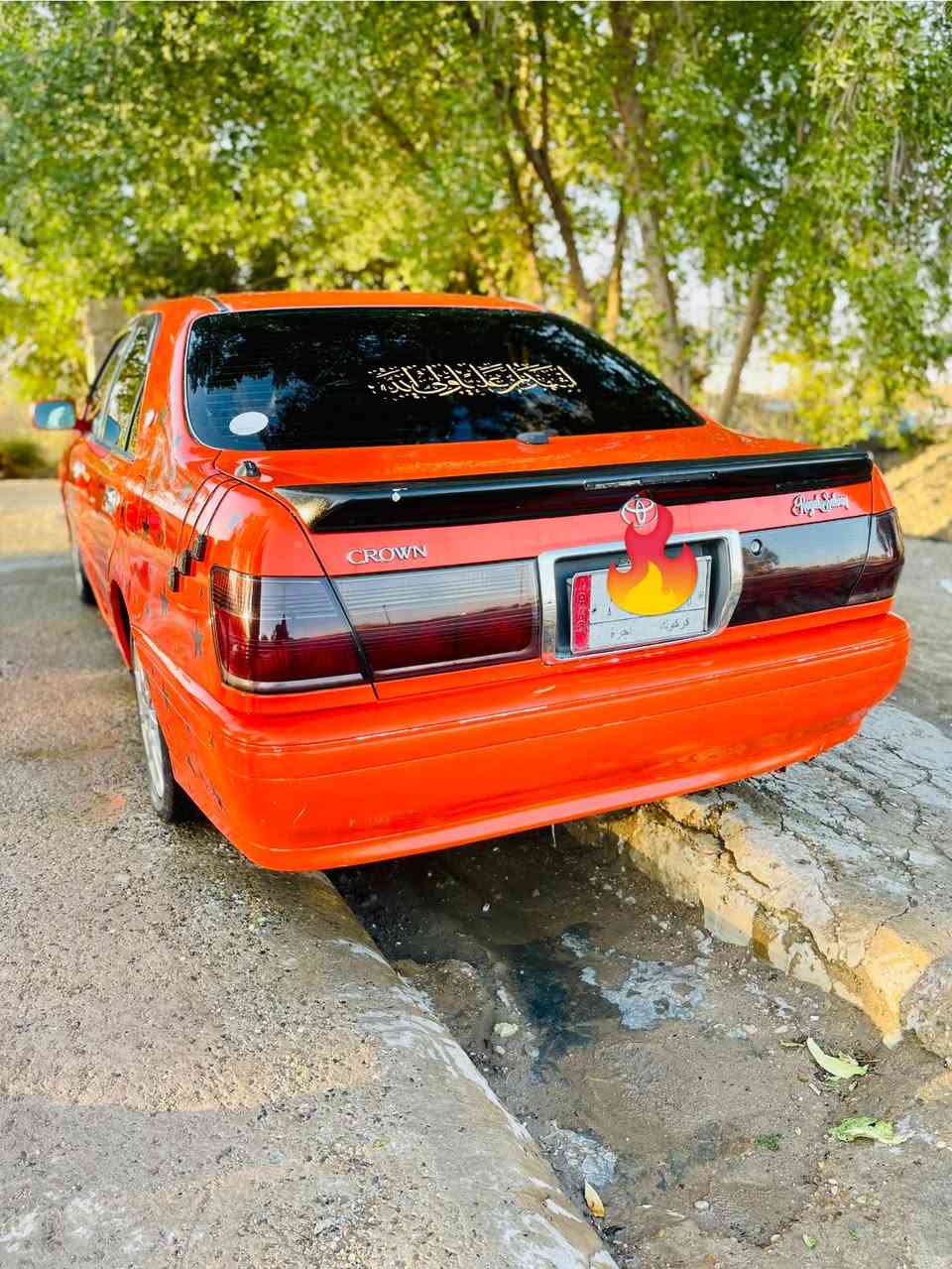 سلام عليكم 
كراون ملكه موديل 2003
رقم كركوك كصه قماره فقط
مكينه فيفيتي ٢٥٠٠ خير من الله كير جديد 
دكمتين لسياره 
صبغه جديده حلوه 
مكان سياره بابل اسكندريه 
سعر ٦٥ وبيها مجال قليل 
لاستفسار ***********
