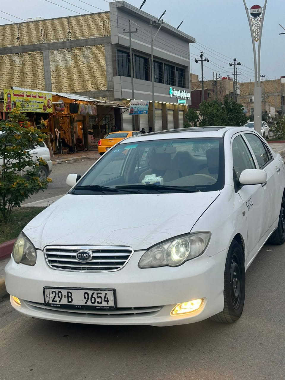 السلام عليكم بي وايدي موديل 13
جديده وجاهزه للاخير 
مكينه  وكير وحداديه تبريد بشرط
رقم جديد مكاني ناصريه مركز
‭0788 260 3334‬
السعر  
‭0788 260 3334
