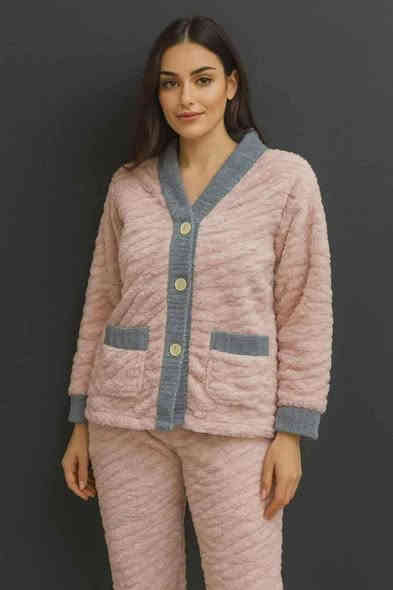 تراكات خامتهن فرو وناعمة 🩷🔥 ألوان تخبل ولبسة مرتّبة، القياسات متوفّرة من XL ولحد 3XL 👌📏، وسعر القطعة 10 ونص واثنين بـ20 🛍️✨، والتوصيل متوفر لكل محافظات العراق 🚚💨 😍💖✨ التواصل او الاستفسار واتساب:*********** 
او مراسله الصفحه 😎
