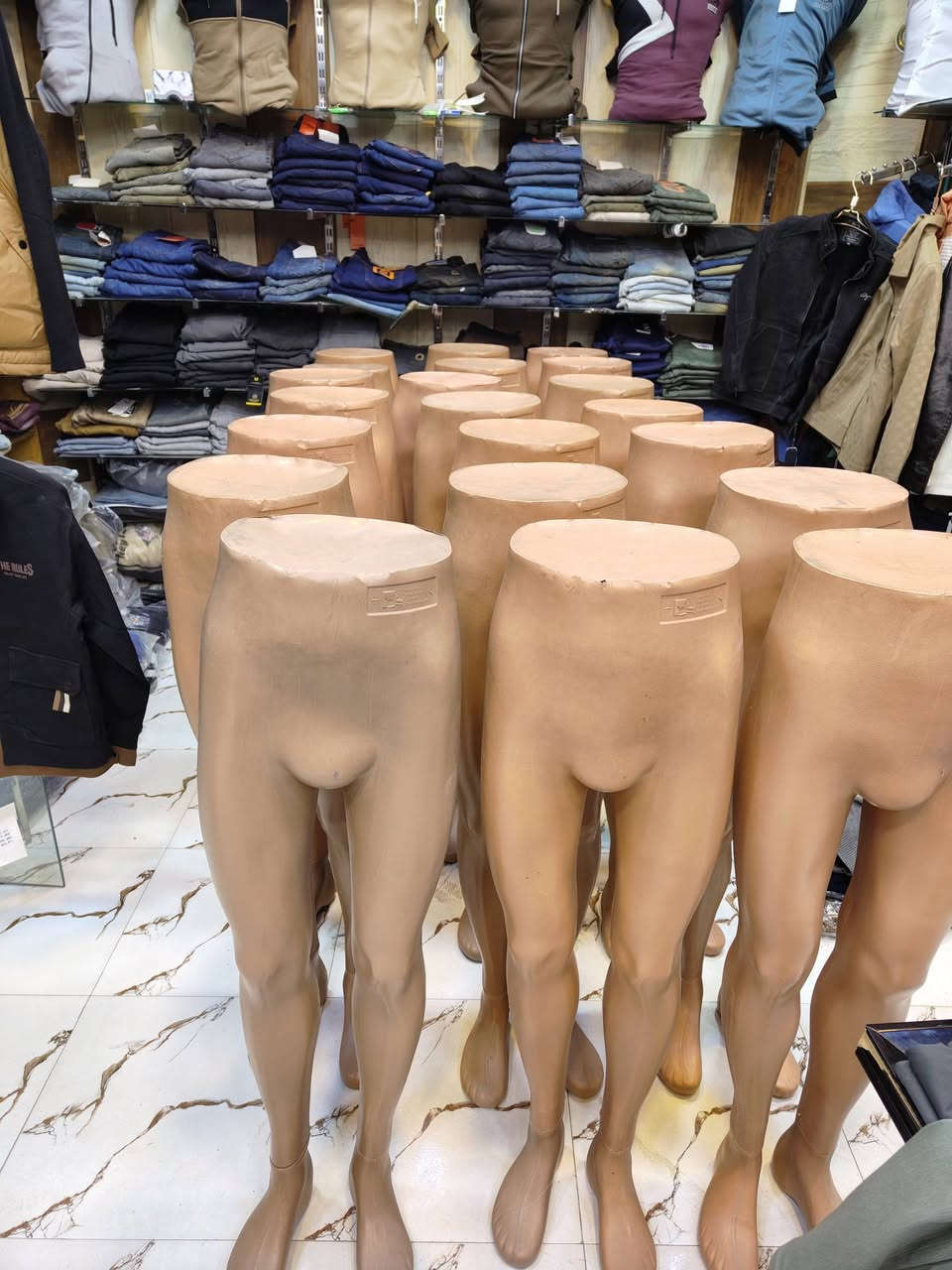 متاح ملكانات محل ملابس العدد 22 تك سعر 10 وبيها مجال


**إذا كنت صاحب هذا الإعلان وتريد حذفه لأي سبب، رجاءا أرسل رسالة إلى الدعم الفني**