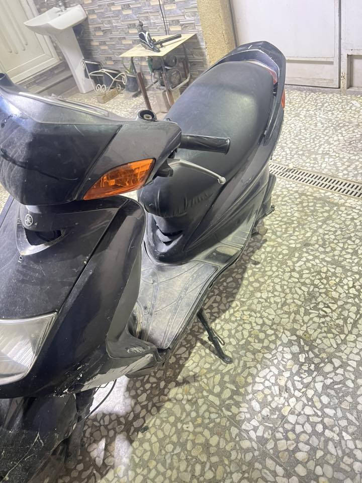 السلام عليكم دراجة سكنس نثية ياباني دراجة خير من الله ما بيها اي نقص سلف هندر دهن جديد امزويل بس ترايش تعبانات وجاملغ امامي فقط الون فيلي السعر خاص رقمي ***********
