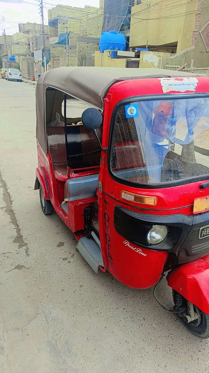 السلام عليكم تكتك للبيع موديل ١٨ رقم وسنويه التكتك خير من الله احله من الصوره لا تنقيص ولا تبخير  هزه جديده ارقام نكليزي سعرها ٤٦٥٠ وبيها مجال  للشراي مكاني الكفائات مال العبيدي ***********
