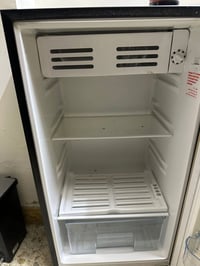 ثلاجتين • نظيفات • استعمال قليل