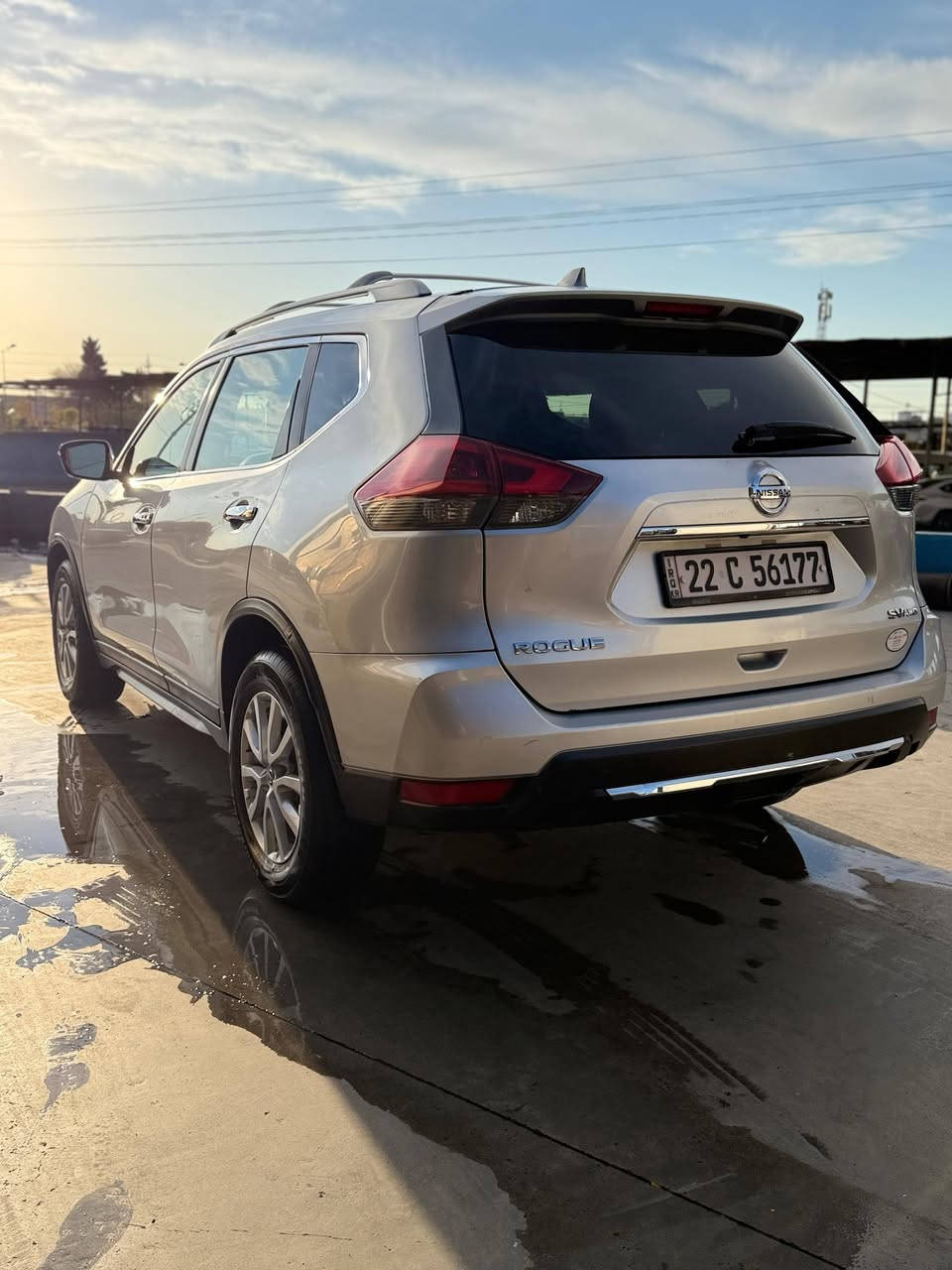 نيسان روج وارد امريكيSV awd 2018 محرك 2500 لون رصاصي
رقم اربيل بأسمي 
بصمه فور ويل  رادارات كل السياره  كشن كهرباء جنطه كهرباء تشغيل عن بعد  تدفئة كشنات 
ماشيه 122 ميل صدر وكير ومحرك شرط
ضرر... جاملغ تبديل ودعامية بدون دواخل بدون ايرباك
مكان اربيل ( سعر 156$ )
*********** هاتف
