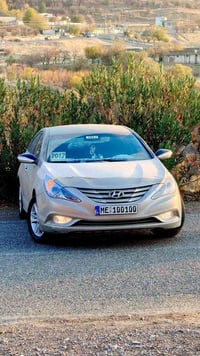 هيونداي سوناتا • ٢٠١٢ • ٩٠٠٠٠ كم