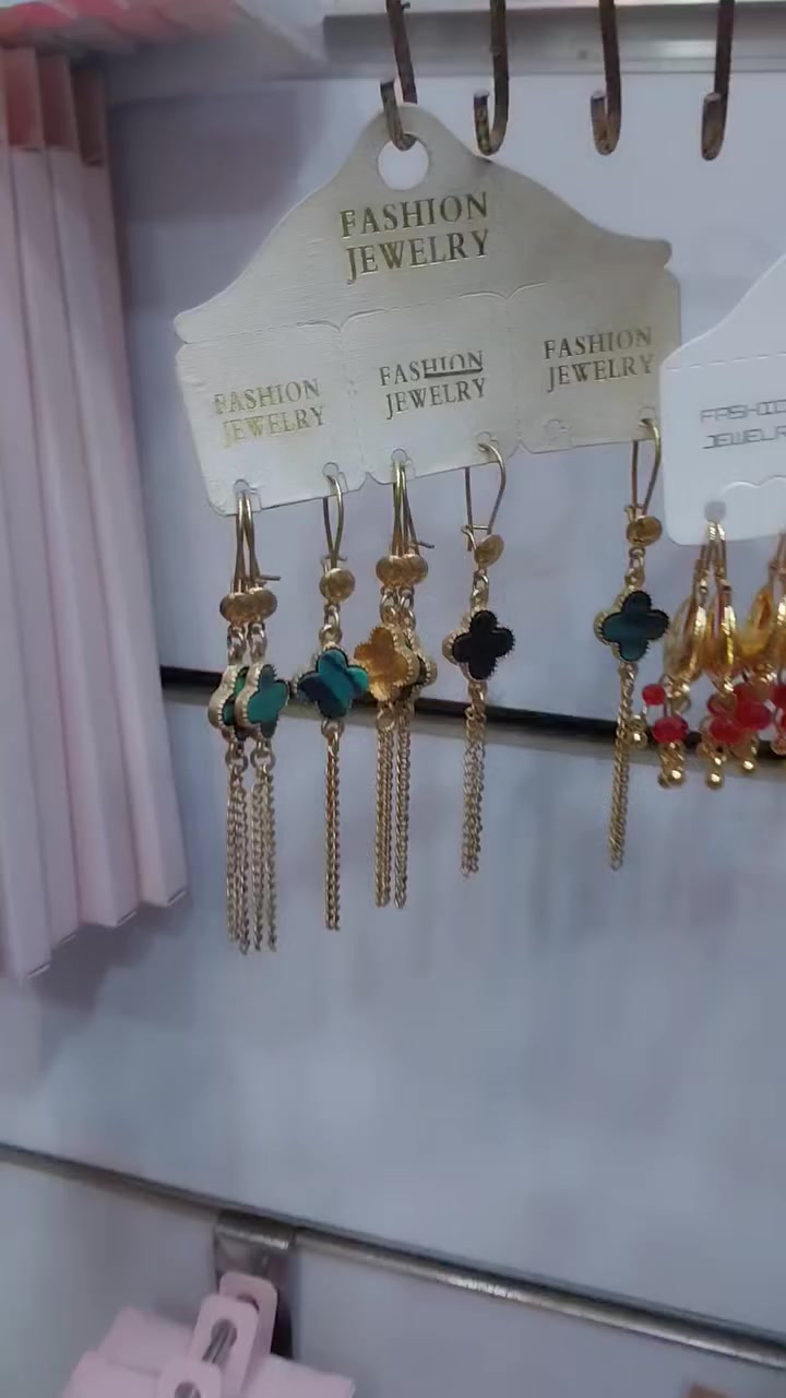 السلام عليكم 

للحجز والاستفسار 

*********** وتساب 

او مراسلة الصفحه
