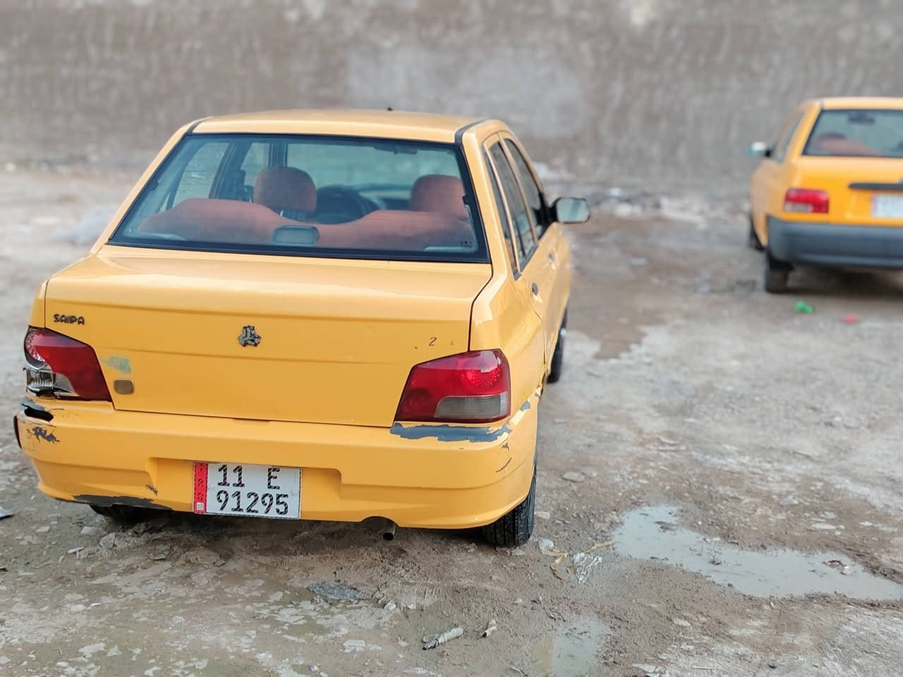 السلام عليكم سايبه منغوليه ٢٠١٣ مصفره هيئه وغرامات تحويل ثاني يوم بيها خياسات فقط وشويه صوت بل محرك  ***********
