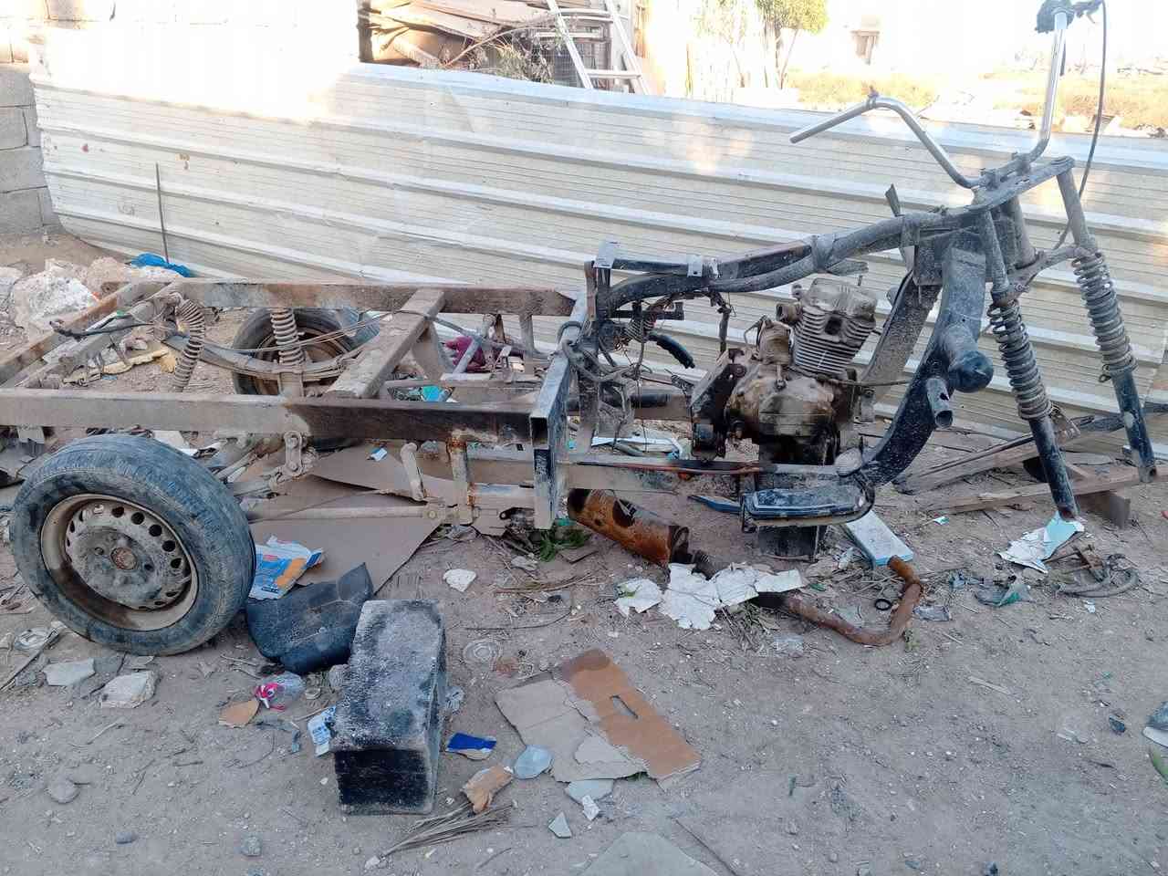 سلام عليكم للبيع أوراق كامله العنوان بغداد الدوره رقمي ***********
