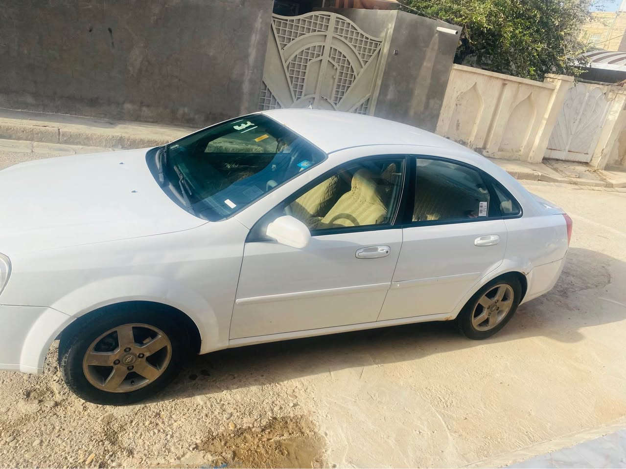 اوبتره ٢٠١١ جاهزه  ما بيه اي نقص  رقم ميسان سنويه جديده ورقم  جديد بس بعدني ما مبدلهن السعر ٨٥ وبيه مجال العنوان ميسان قلعة صالح رقم هاتف ابو. السياره  ***********  مكلف بنشر عمارة, ميسان
