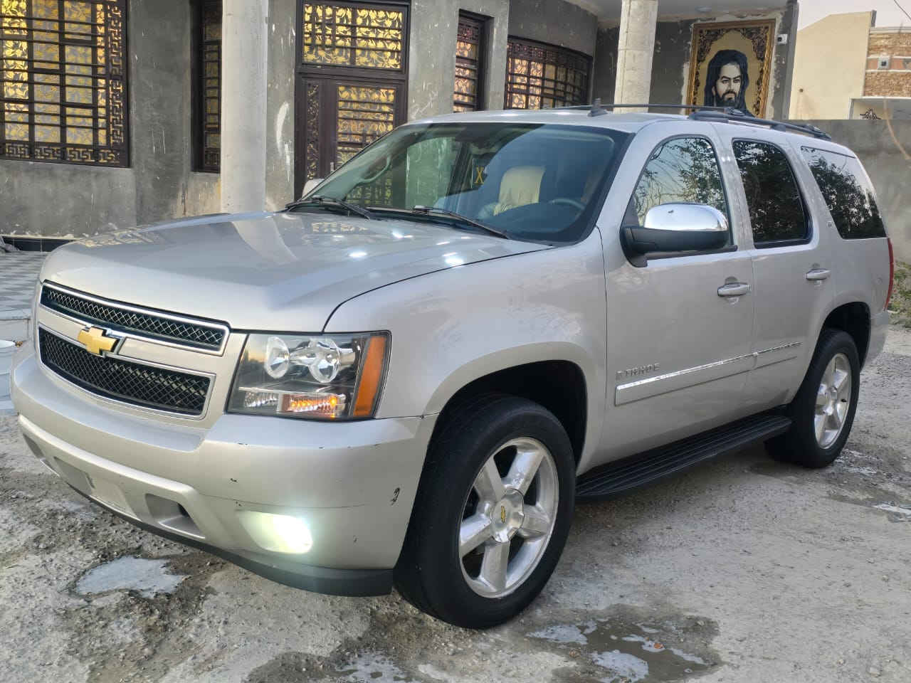 السلام عليكم تاهو خليجيه كفاله عامه من الضربه والبارد والصبغ والتبديل والشهور فول مواصفات ال تي ملكيه سياره جديده بمعنى الكلمه مكينه وكير جدد حداديه جديده تخم تاير كهربائيات جاهزه تبريد ثلج تدفئه السياره علما ادوات ادوات الموديل 2008 نظافه السياره 100% السعر 94 ورقه وبيها مجال رقم الهاتف ***********كفاله
