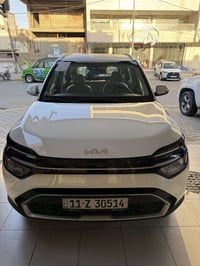 كيا كارينز 2025 شركة الدولية (((للبيع فقط))) ماشية 12,300km السيارة نض...