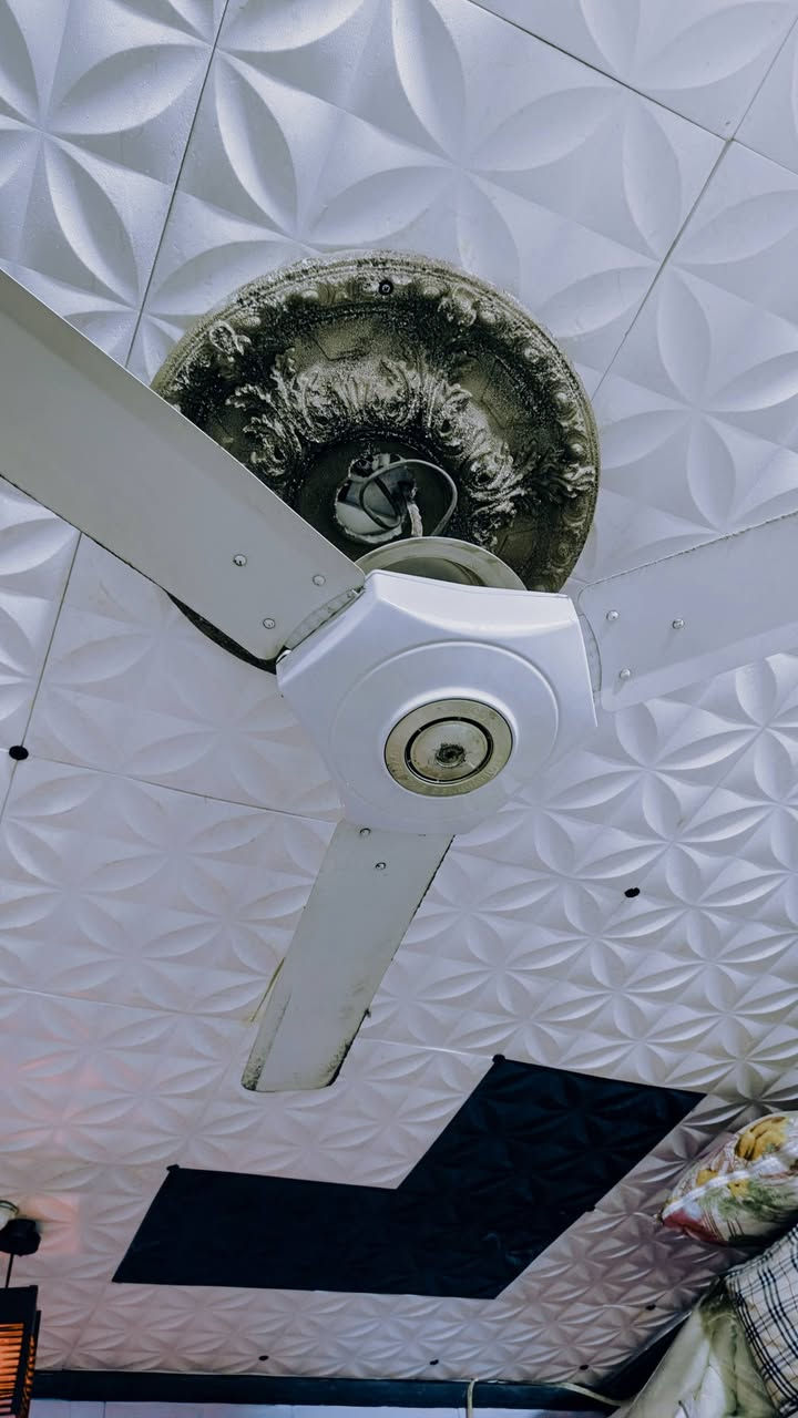 مراوح ع ١٠
غساله ب٥٠ 
سبلت بنسونك طنين ب٣٢٥
سبلت دنكه ب٣٠٠
*********** واتساب
