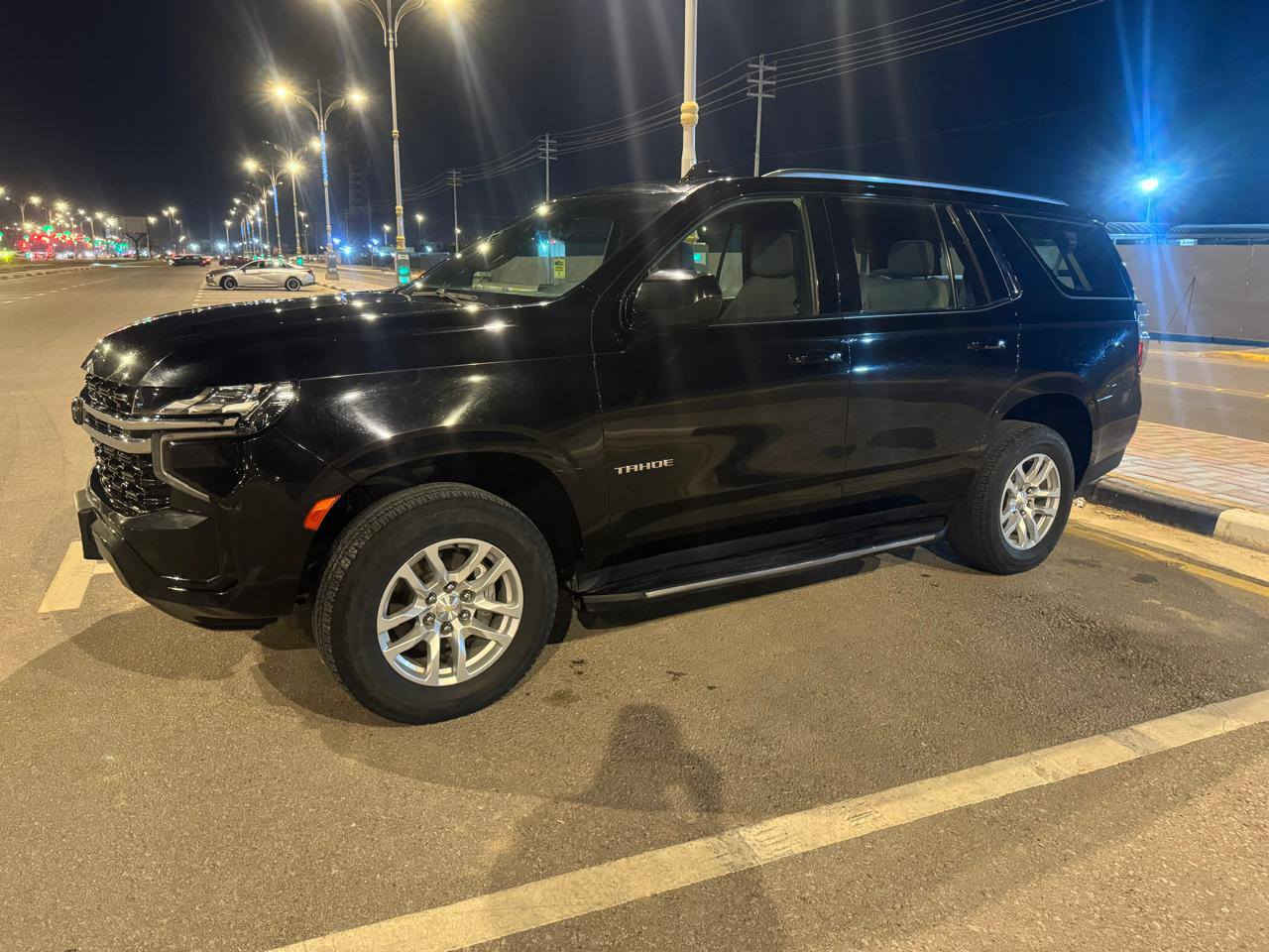 سلام عليكم
تاهو22خليجي LS 
بجم بريمر عريض
رقم بغداد بأسمي تحويل مباشر
مكفولة من الضرر والصبغ
  بس طخه باباب صغيره ومامصلحها 
المواصفات 
-تشغيل عن بعد
-بصمة تشغيل وابواب
-المقاعد الامامية كهربائية ب 8 وضعيات
-مقعد الراكب قابل للتعديل يدوياً
-ثلاجة
-انذار المشاة الامامي
-كاميرا خلفية عالية الدقة
-حساسات ركن خلفية
-رادارات امامية وخلفية وجانبية
-تنبيه الاصطدام الاماني
-فرملة طوارئ تلقائية
-نظام الحفاظ على المسار
-مساعد الاضاءة العالية التلقائي
-نظام StabiliTrak للتحكم الالكتروني بالثبات
السيارة كلش جديدة بمعنى الكلمة

السعر 450 وبيها مجال للاستفسار الاتصا
*********** أو مراسلتي خاص مفتوح
