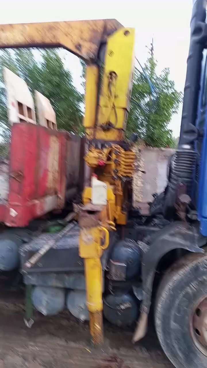 سياره للبيع السعر 120 بيها مجال رقم ***********
