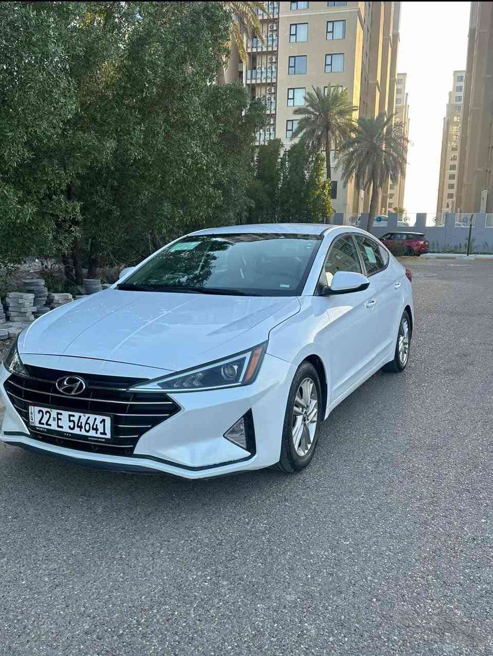 النترا ٢٠١٩ وار در حادثها قبق جنطه
صور الحادث بلمنشور 
السعر ١٤٠ وبيها مجال 
العنوان بغداد حي العامل ***********
